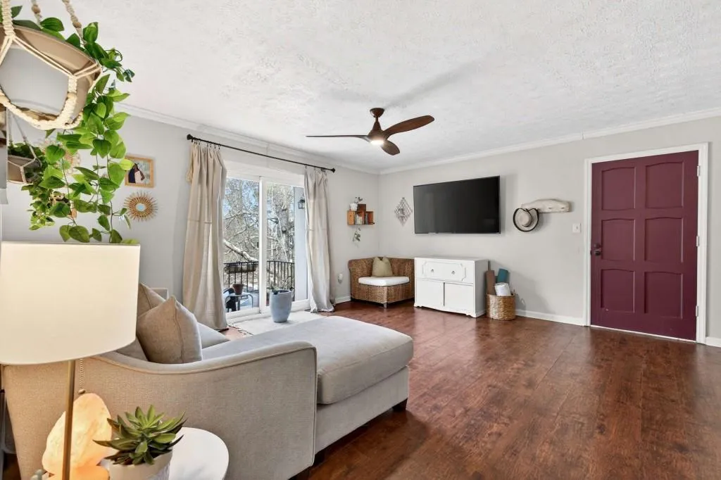 725 Dalrymple Road Ne Unit 5f, Sandy Springs, Georgia 30328, 2 Bedrooms Bedrooms, ,2 BathroomsBathrooms,Residential,Sold,725 Dalrymple Road Ne Unit 5f,7710619