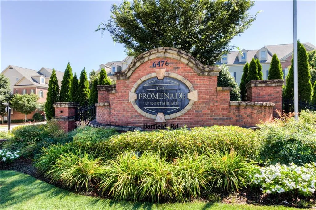 759 Berrydale Drive, Sandy Springs, Georgia 30328, 2 Bedrooms Bedrooms, ,2 BathroomsBathrooms,Residential,Sold,759 Berrydale Drive,6024462