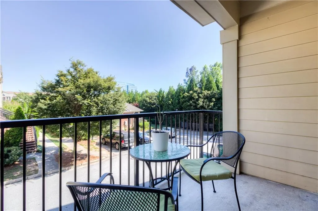 759 Berrydale Drive, Sandy Springs, Georgia 30328, 2 Bedrooms Bedrooms, ,2 BathroomsBathrooms,Residential,Sold,759 Berrydale Drive,6024462