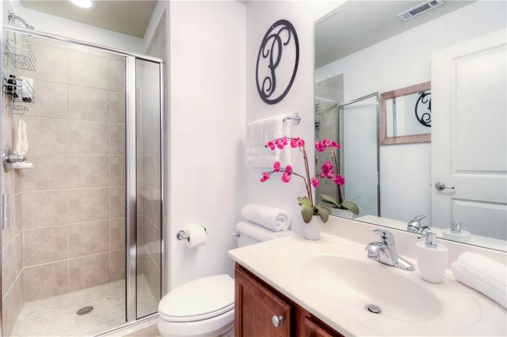 759 Berrydale Drive, Sandy Springs, Georgia 30328, 2 Bedrooms Bedrooms, ,2 BathroomsBathrooms,Residential,Sold,759 Berrydale Drive,6024462