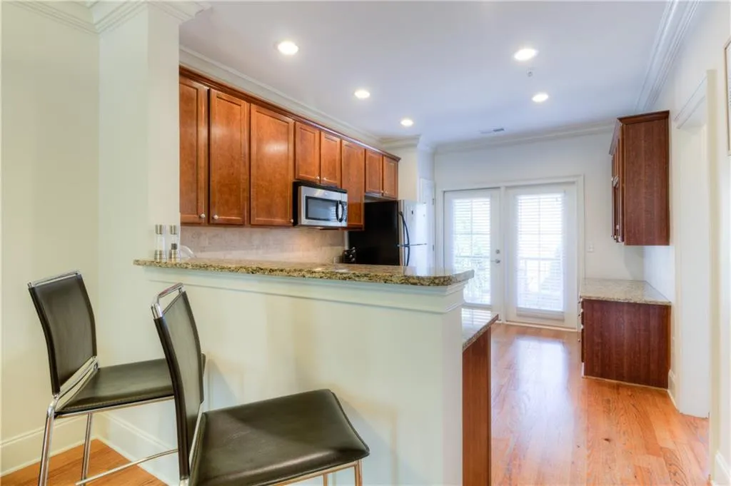 759 Berrydale Drive, Sandy Springs, Georgia 30328, 2 Bedrooms Bedrooms, ,2 BathroomsBathrooms,Residential,Sold,759 Berrydale Drive,6024462