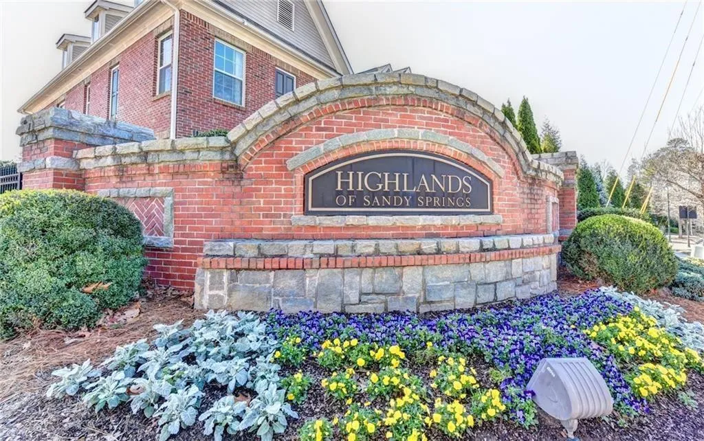 7525 Highland Bluff Unit 7525, Atlanta, Georgia 30328, 3 Bedrooms Bedrooms, ,3 BathroomsBathrooms,Residential,Sold,7525 Highland Bluff Unit 7525,6017037