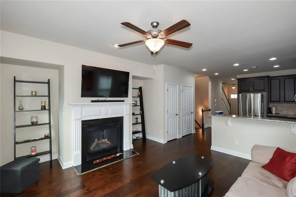 7525 Highland Bluff Unit 7525, Atlanta, Georgia 30328, 3 Bedrooms Bedrooms, ,3 BathroomsBathrooms,Residential,Sold,7525 Highland Bluff Unit 7525,6017037