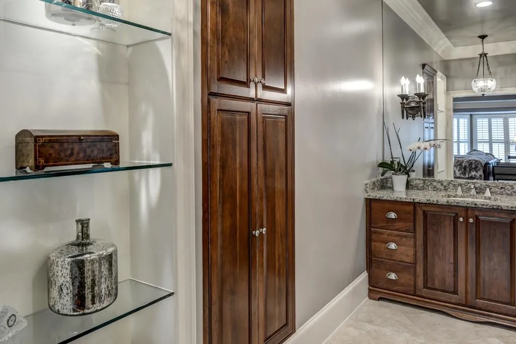 8240 Habersham Waters Road, Sandy Springs, Georgia 30350, 5 Bedrooms Bedrooms, ,7 BathroomsBathrooms,Residential,Sold,8240 Habersham Waters Road,5840683