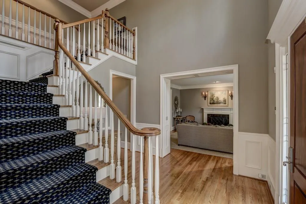 8240 Habersham Waters Road, Sandy Springs, Georgia 30350, 5 Bedrooms Bedrooms, ,7 BathroomsBathrooms,Residential,Sold,8240 Habersham Waters Road,5840683