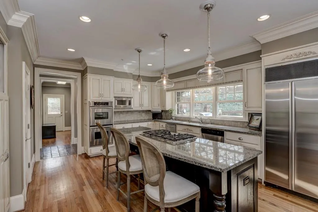 8240 Habersham Waters Road, Sandy Springs, Georgia 30350, 5 Bedrooms Bedrooms, ,7 BathroomsBathrooms,Residential,Sold,8240 Habersham Waters Road,5840683