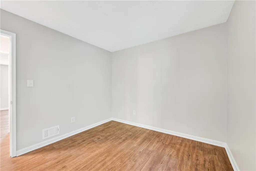 7750 Roswell Road Unit 3c, Atlanta, Georgia 30350, 3 Bedrooms Bedrooms, ,2 BathroomsBathrooms,Residential,Sold,7750 Roswell Road Unit 3c,7088763 7750 Roswell Road Unit 3c, Atlanta, Georgia 30350, 3 Bedrooms Bedrooms, ,2 BathroomsBathrooms,Residential,Sold,7750 Roswell Road Unit 3c,7088763