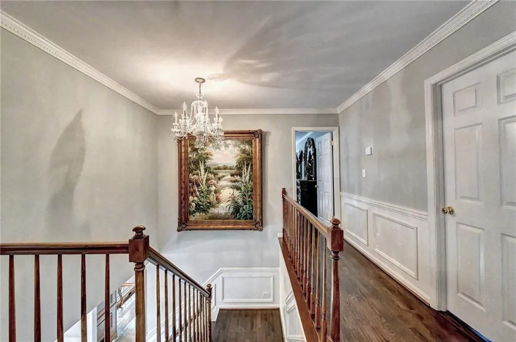 8020 River Circle, Sandy Springs, Georgia 30350, 5 Bedrooms Bedrooms, ,3 BathroomsBathrooms,Residential,Sold,8020 River Circle,6922668
