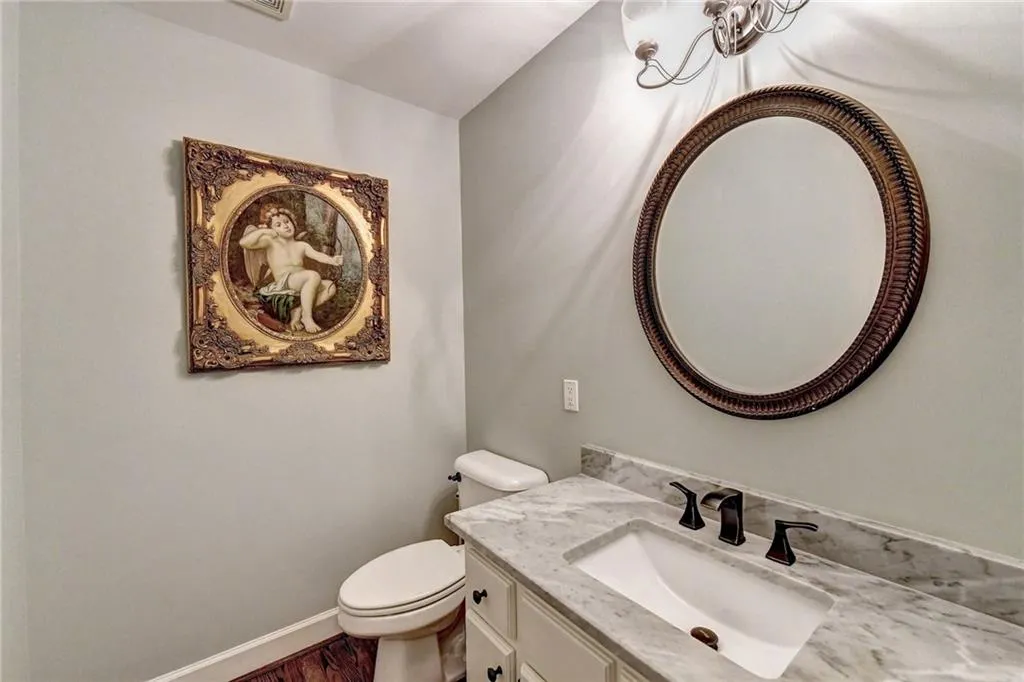 8020 River Circle, Sandy Springs, Georgia 30350, 5 Bedrooms Bedrooms, ,3 BathroomsBathrooms,Residential,Sold,8020 River Circle,6922668