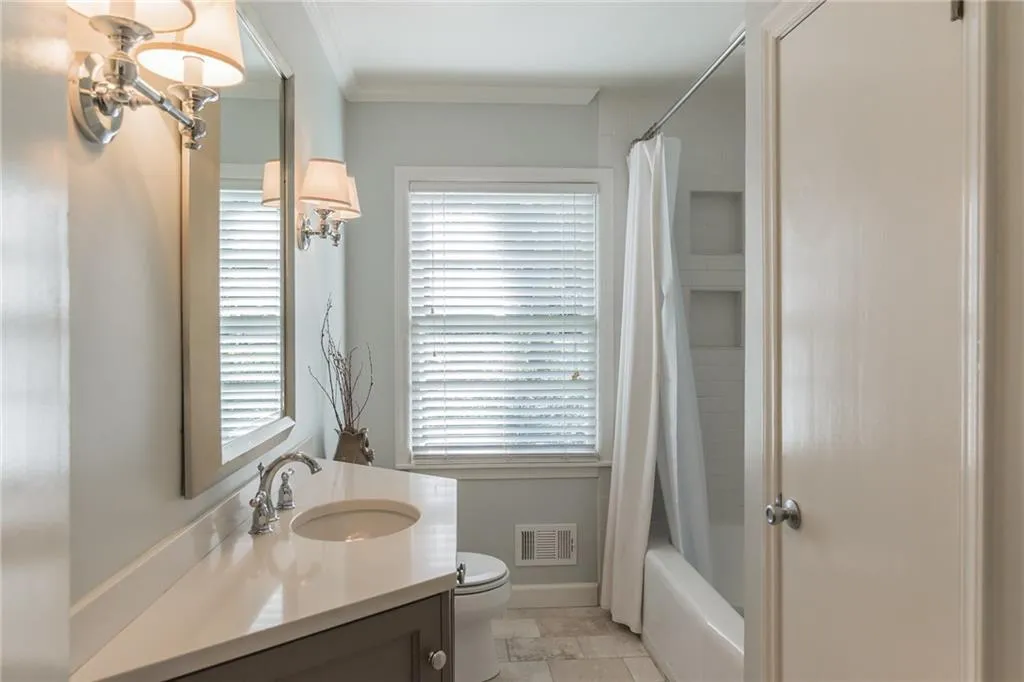 5545 Sherrell Drive, Sandy Springs, Georgia 30342, 3 Bedrooms Bedrooms, ,2 BathroomsBathrooms,Residential,Sold,5545 Sherrell Drive,6029171