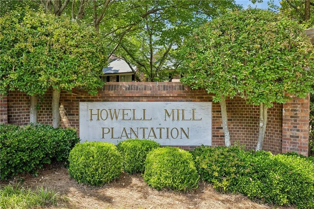 30 Howell Mill Pltn Nw Unit 30, Atlanta, Georgia 30327, 2 Bedrooms Bedrooms, ,2 BathroomsBathrooms,Residential,For Sale,30 Howell Mill Pltn Nw Unit 30,7620928