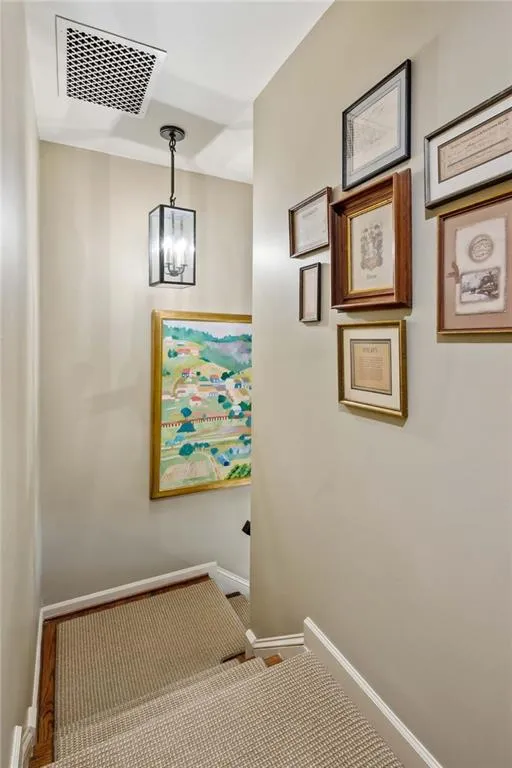 30 Howell Mill Pltn Nw Unit 30, Atlanta, Georgia 30327, 2 Bedrooms Bedrooms, ,2 BathroomsBathrooms,Residential,For Sale,30 Howell Mill Pltn Nw Unit 30,7620928