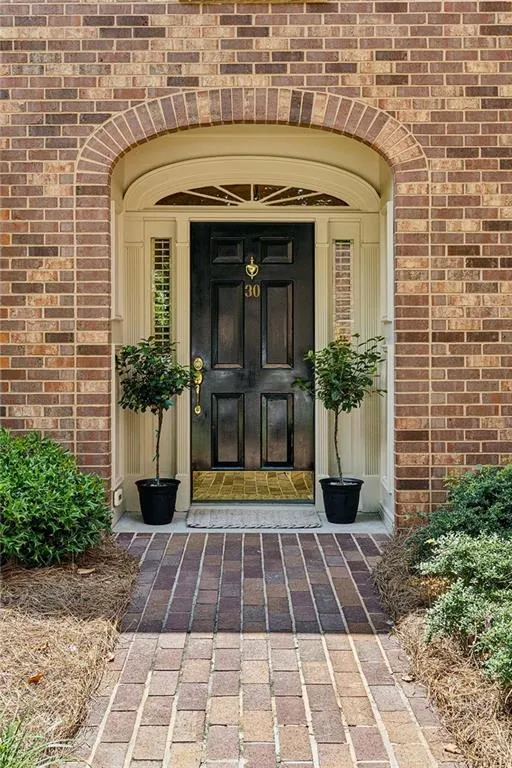 30 Howell Mill Pltn Nw Unit 30, Atlanta, Georgia 30327, 2 Bedrooms Bedrooms, ,2 BathroomsBathrooms,Residential,For Sale,30 Howell Mill Pltn Nw Unit 30,7620928