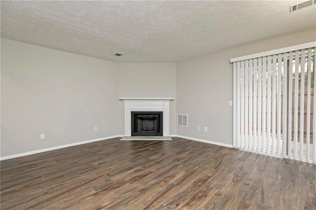 2704 Queen Anne Court, Sandy Springs, Georgia 30350, 2 Bedrooms Bedrooms, ,2 BathroomsBathrooms,Residential,Sold,2704 Queen Anne Court,5943664