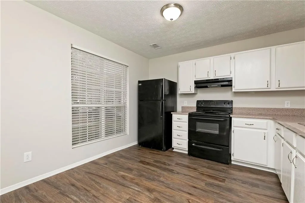 2704 Queen Anne Court, Sandy Springs, Georgia 30350, 2 Bedrooms Bedrooms, ,2 BathroomsBathrooms,Residential,Sold,2704 Queen Anne Court,5943664