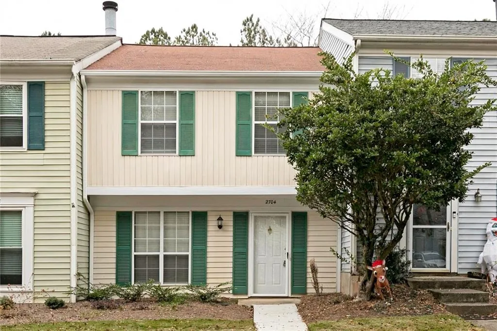 2704 Queen Anne Court, Sandy Springs, Georgia 30350, 2 Bedrooms Bedrooms, ,2 BathroomsBathrooms,Residential,Sold,2704 Queen Anne Court,5943664