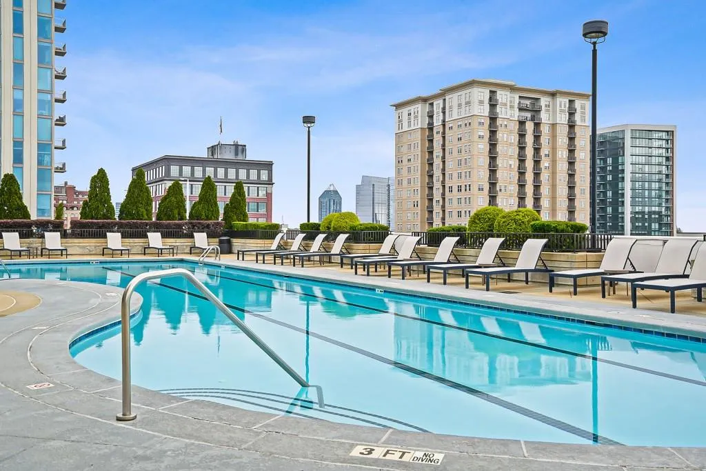 250 Pharr Road Ne Unit 409, Atlanta, Georgia 30305, 2 Bedrooms Bedrooms, 0 ,2 BathroomsBathrooms,Residential,For Sale,250 Pharr Road Ne Unit 409,7734677