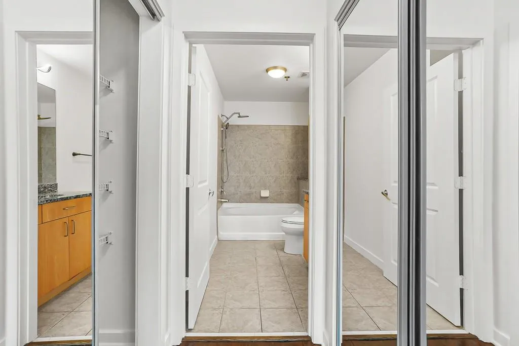 250 Pharr Road Ne Unit 409, Atlanta, Georgia 30305, 2 Bedrooms Bedrooms, 0 ,2 BathroomsBathrooms,Residential,For Sale,250 Pharr Road Ne Unit 409,7734677