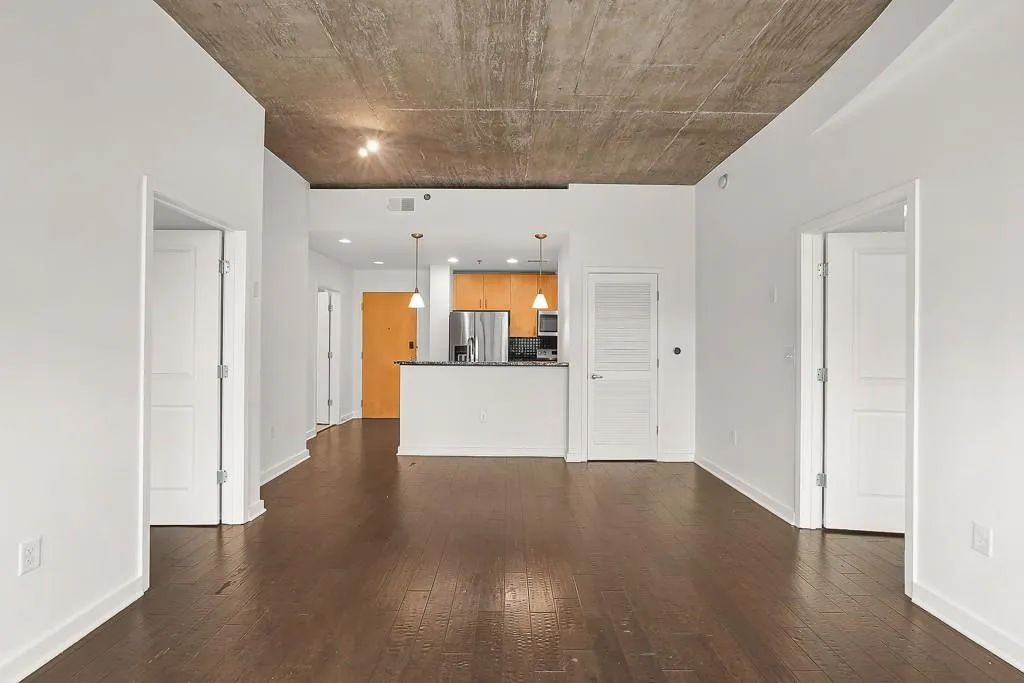 250 Pharr Road Ne Unit 409, Atlanta, Georgia 30305, 2 Bedrooms Bedrooms, 0 ,2 BathroomsBathrooms,Residential,For Sale,250 Pharr Road Ne Unit 409,7734677