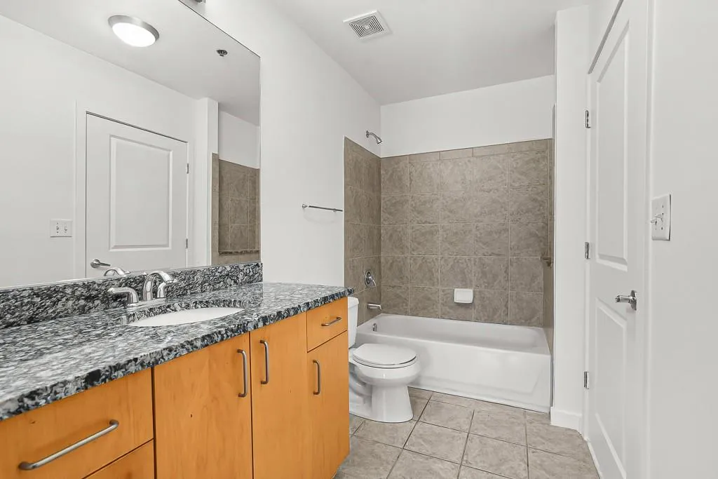 250 Pharr Road Ne Unit 409, Atlanta, Georgia 30305, 2 Bedrooms Bedrooms, 0 ,2 BathroomsBathrooms,Residential,For Sale,250 Pharr Road Ne Unit 409,7734677