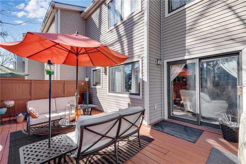 Sliding Door leading to Casual Living Area & Kitchen.