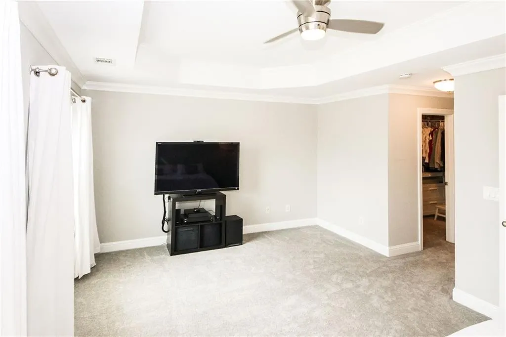 7950 Highland Bluff, Sandy Springs, Georgia 30328, 3 Bedrooms Bedrooms, ,3 BathroomsBathrooms,Residential,Sold,7950 Highland Bluff,6758875