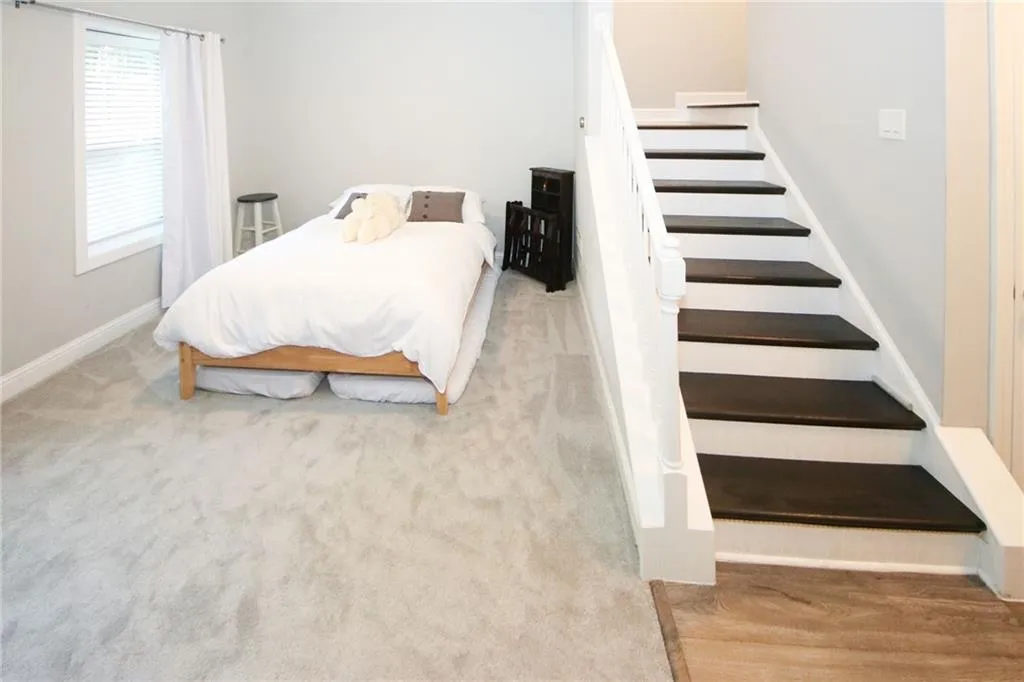 7950 Highland Bluff, Sandy Springs, Georgia 30328, 3 Bedrooms Bedrooms, ,3 BathroomsBathrooms,Residential,Sold,7950 Highland Bluff,6758875