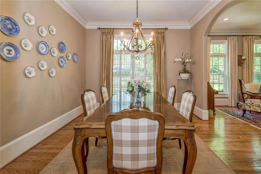 375 Montevallo Drive, Sandy Springs, Georgia 30342, 5 Bedrooms Bedrooms, ,4 BathroomsBathrooms,Residential,Sold,375 Montevallo Drive,5870240