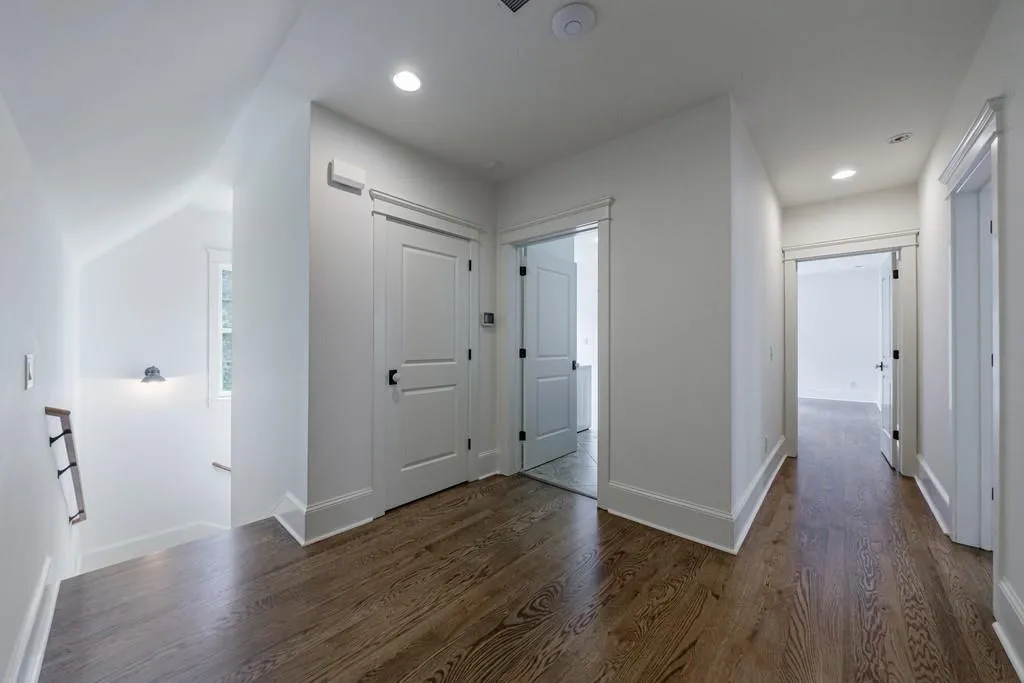 upper level landing