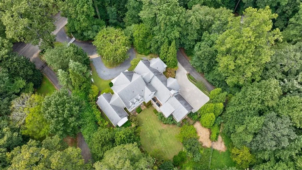 3375 Ridgewood Road Nw, Atlanta, Georgia 30327, 5 Bedrooms Bedrooms, ,5 BathroomsBathrooms,Residential,For Sale,3375 Ridgewood Road Nw,7639378
