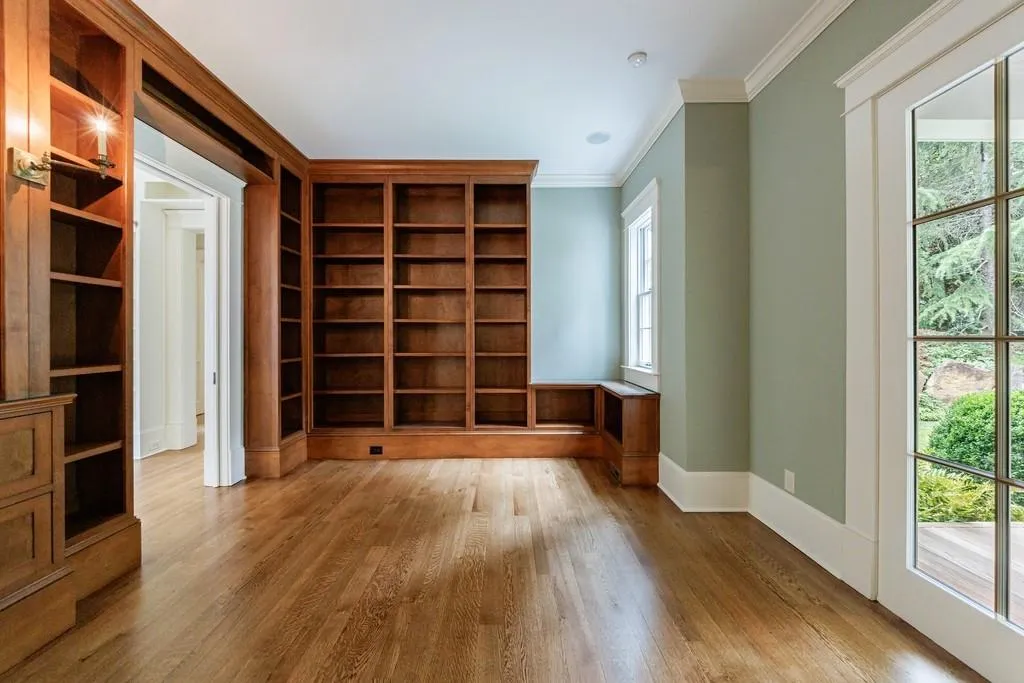 3375 Ridgewood Road Nw, Atlanta, Georgia 30327, 5 Bedrooms Bedrooms, ,5 BathroomsBathrooms,Residential,For Sale,3375 Ridgewood Road Nw,7639378