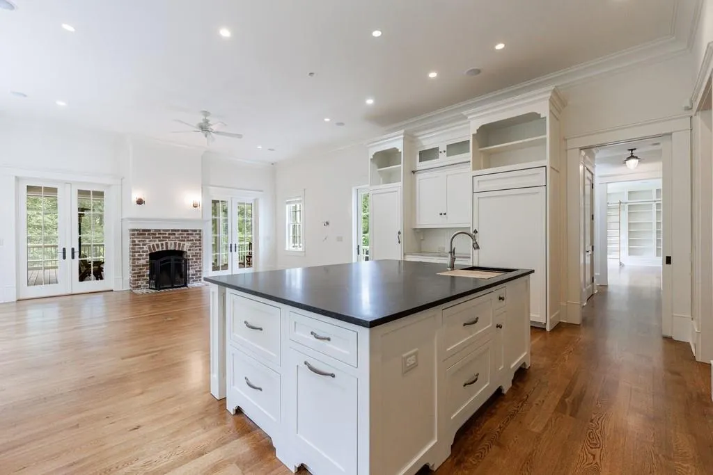 3375 Ridgewood Road Nw, Atlanta, Georgia 30327, 5 Bedrooms Bedrooms, ,5 BathroomsBathrooms,Residential,For Sale,3375 Ridgewood Road Nw,7639378