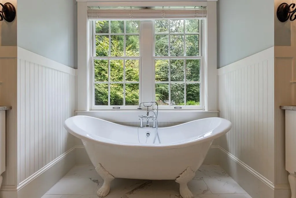 3375 Ridgewood Road Nw, Atlanta, Georgia 30327, 5 Bedrooms Bedrooms, ,5 BathroomsBathrooms,Residential,For Sale,3375 Ridgewood Road Nw,7639378