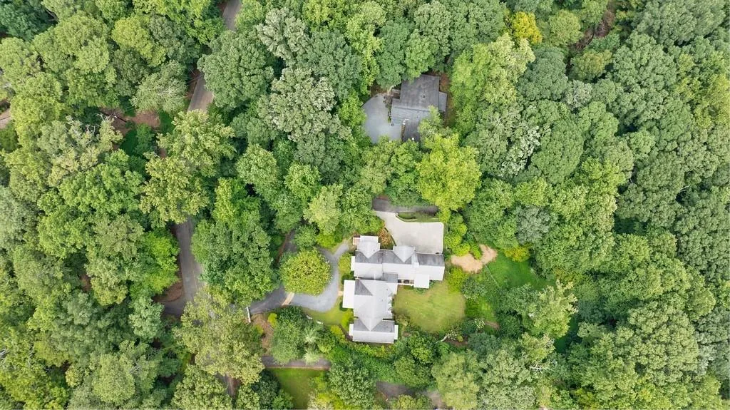 3375 Ridgewood Road Nw, Atlanta, Georgia 30327, 5 Bedrooms Bedrooms, ,5 BathroomsBathrooms,Residential,For Sale,3375 Ridgewood Road Nw,7639378