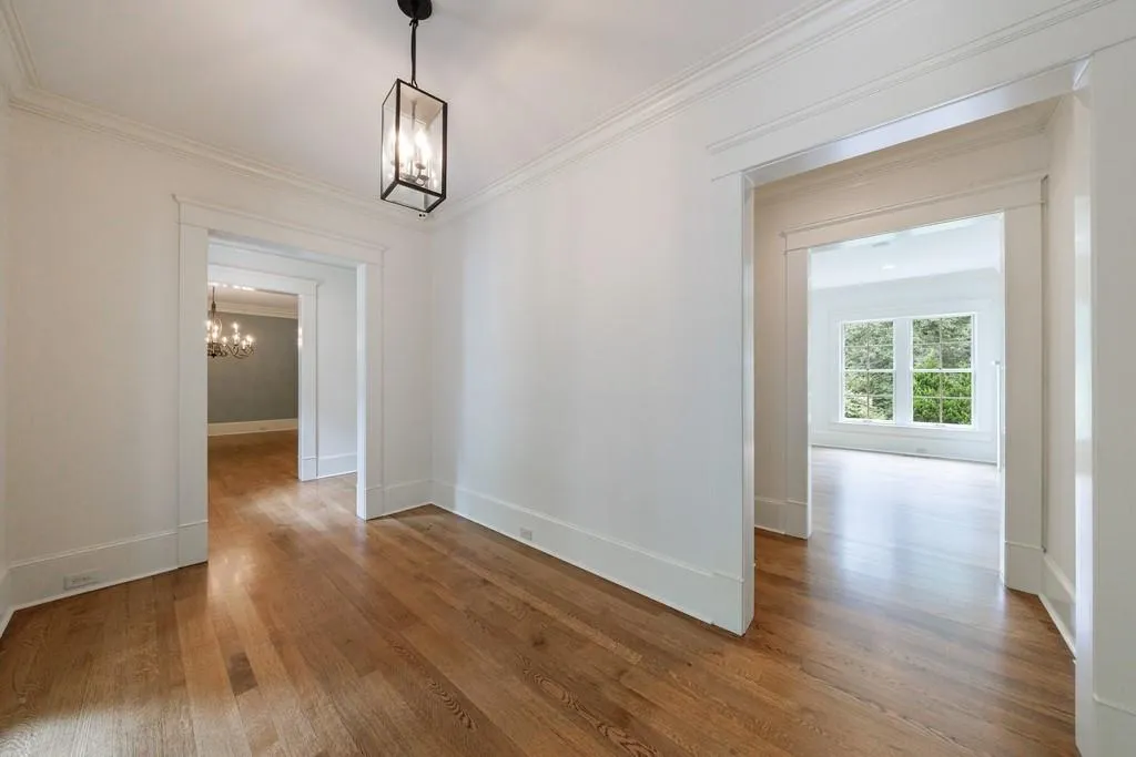 3375 Ridgewood Road Nw, Atlanta, Georgia 30327, 5 Bedrooms Bedrooms, ,5 BathroomsBathrooms,Residential,For Sale,3375 Ridgewood Road Nw,7639378