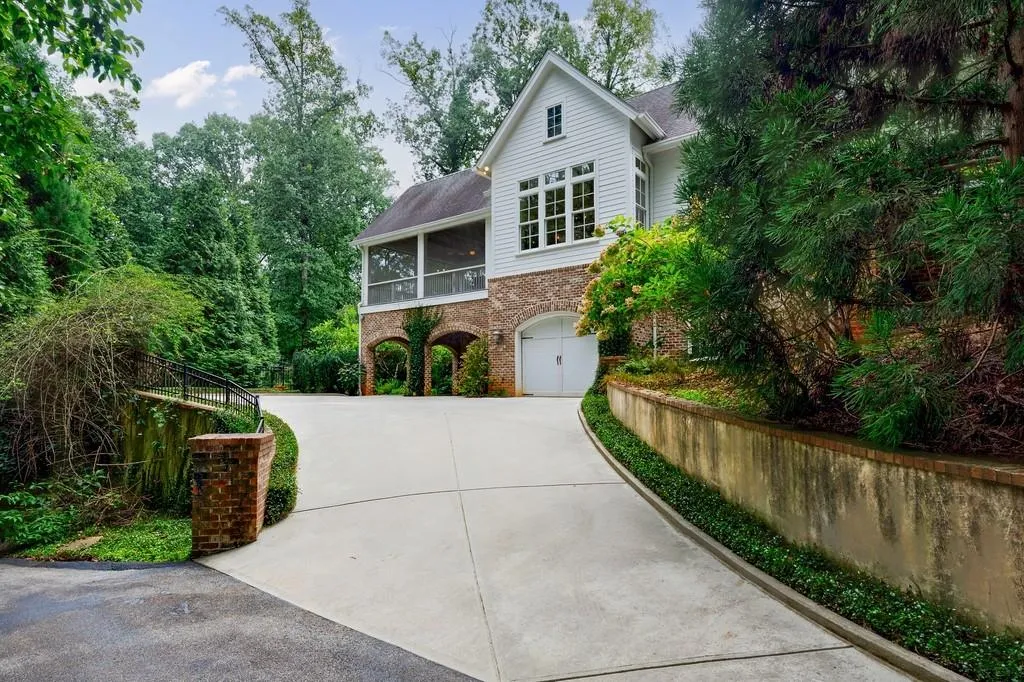 3375 Ridgewood Road Nw, Atlanta, Georgia 30327, 5 Bedrooms Bedrooms, ,5 BathroomsBathrooms,Residential,For Sale,3375 Ridgewood Road Nw,7639378