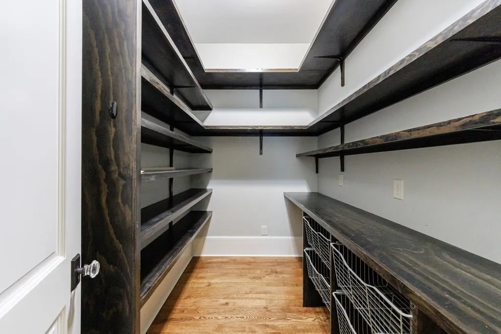 3375 Ridgewood Road Nw, Atlanta, Georgia 30327, 5 Bedrooms Bedrooms, ,5 BathroomsBathrooms,Residential,For Sale,3375 Ridgewood Road Nw,7639378