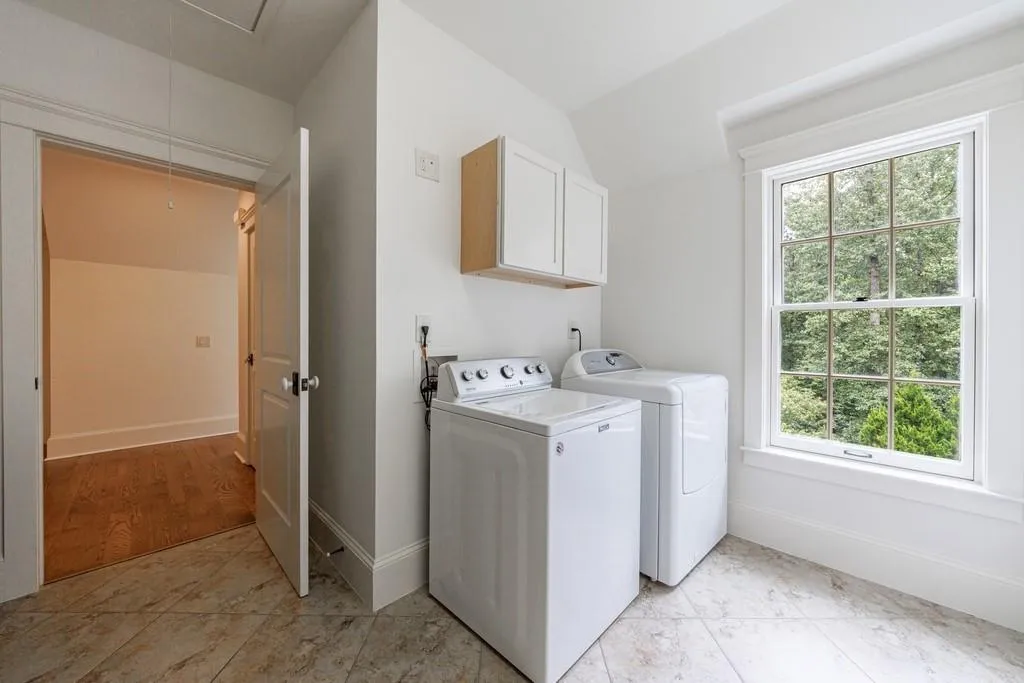 3375 Ridgewood Road Nw, Atlanta, Georgia 30327, 5 Bedrooms Bedrooms, ,5 BathroomsBathrooms,Residential,For Sale,3375 Ridgewood Road Nw,7639378
