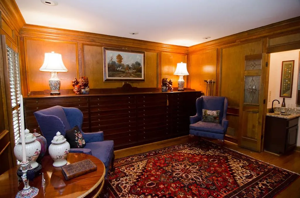 70 Old Powers Place Nw, Atlanta, Georgia 30327, 4 Bedrooms Bedrooms, ,3 BathroomsBathrooms,Residential,Sold,70 Old Powers Place Nw,5596695