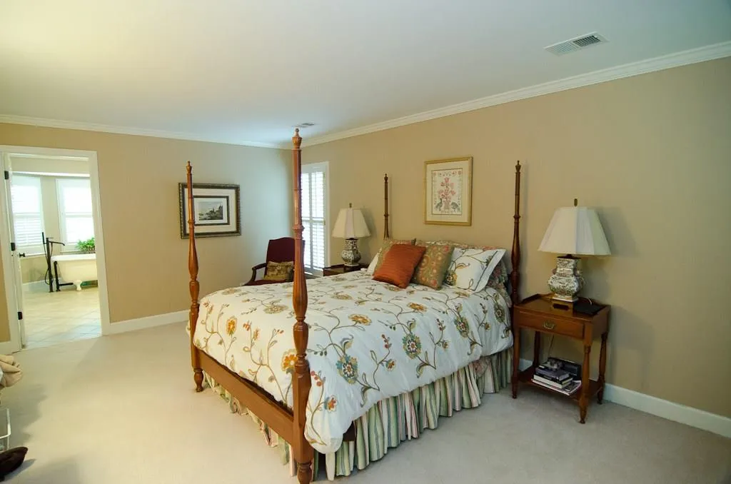 70 Old Powers Place Nw, Atlanta, Georgia 30327, 4 Bedrooms Bedrooms, ,3 BathroomsBathrooms,Residential,Sold,70 Old Powers Place Nw,5596695
