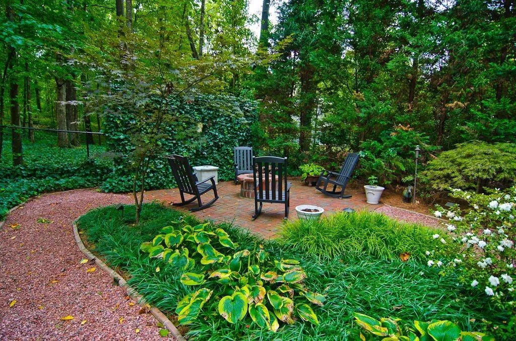 70 Old Powers Place Nw, Atlanta, Georgia 30327, 4 Bedrooms Bedrooms, ,3 BathroomsBathrooms,Residential,Sold,70 Old Powers Place Nw,5596695