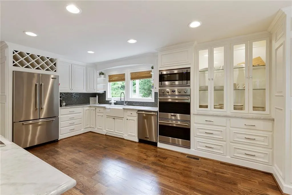 7885 Saddle Ridge Drive, Sandy Springs, Georgia 30350, 4 Bedrooms Bedrooms, ,4 BathroomsBathrooms,Residential,Sold,7885 Saddle Ridge Drive,6730442