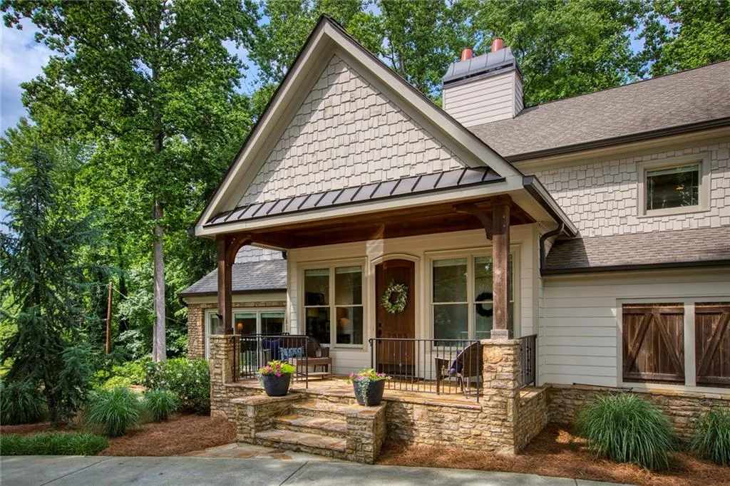 7885 Saddle Ridge Drive, Sandy Springs, Georgia 30350, 4 Bedrooms Bedrooms, ,4 BathroomsBathrooms,Residential,Sold,7885 Saddle Ridge Drive,6730442