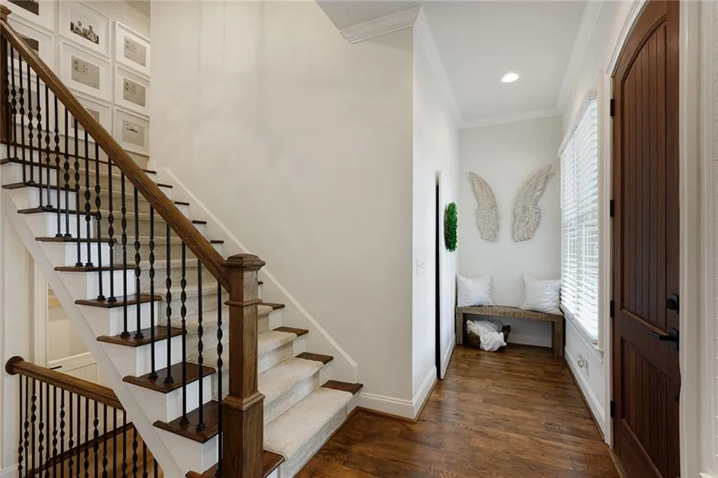 7885 Saddle Ridge Drive, Sandy Springs, Georgia 30350, 4 Bedrooms Bedrooms, ,4 BathroomsBathrooms,Residential,Sold,7885 Saddle Ridge Drive,6730442