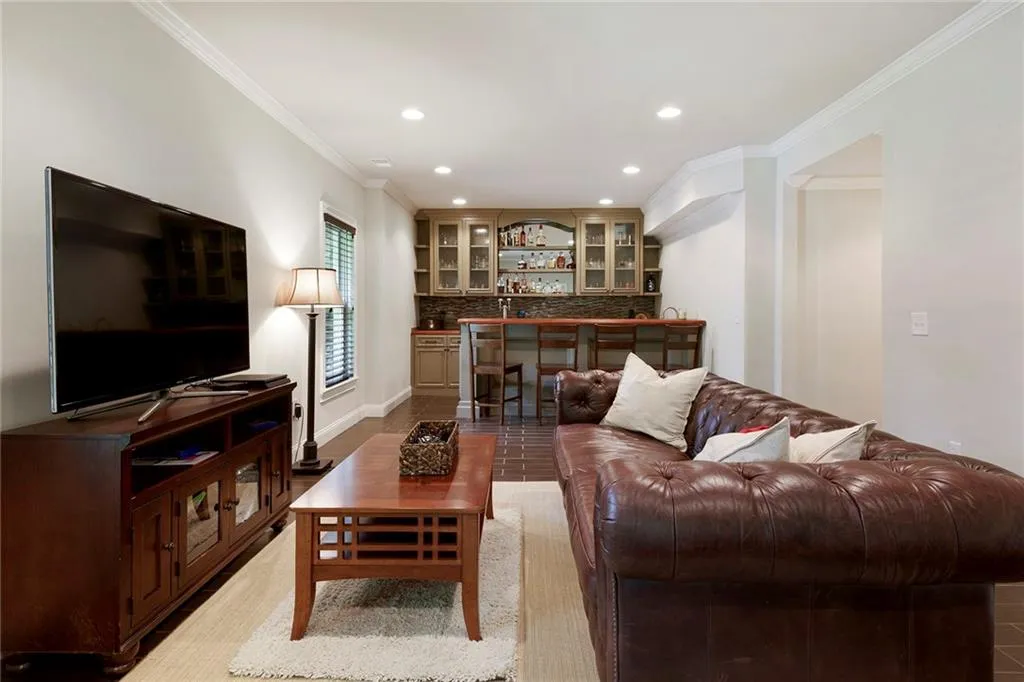 7885 Saddle Ridge Drive, Sandy Springs, Georgia 30350, 4 Bedrooms Bedrooms, ,4 BathroomsBathrooms,Residential,Sold,7885 Saddle Ridge Drive,6730442