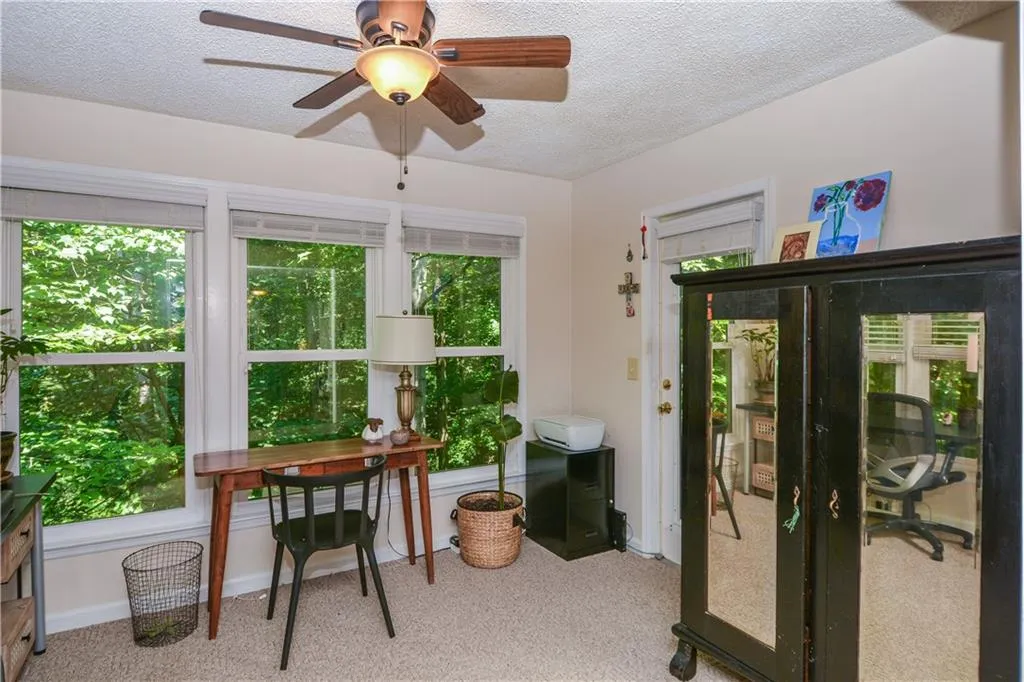 1009 Camden Court, Atlanta, Georgia 30327, 2 Bedrooms Bedrooms, ,2 BathroomsBathrooms,Residential,Sold,1009 Camden Court,6935112