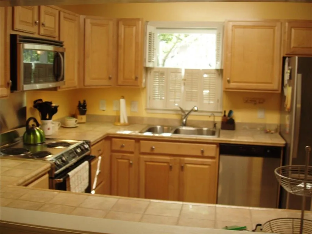 1109 Camden Court Unit 1109, Atlanta, Georgia 30327, 2 Bedrooms Bedrooms, ,2 BathroomsBathrooms,Residential,Sold,1109 Camden Court Unit 1109,5996618