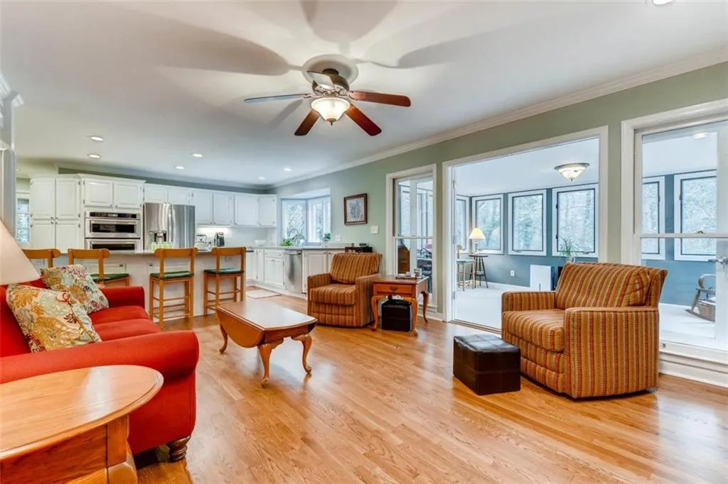 500 Forest Valley Road, Atlanta, Georgia 30342, 5 Bedrooms Bedrooms, ,3 BathroomsBathrooms,Residential,Sold,500 Forest Valley Road,5968788