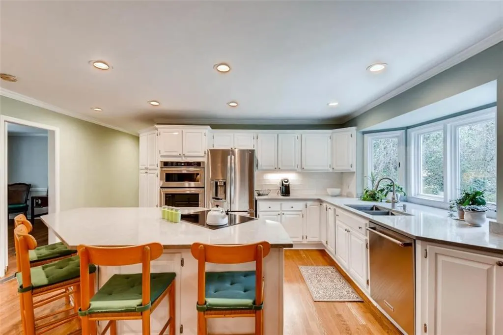500 Forest Valley Road, Atlanta, Georgia 30342, 5 Bedrooms Bedrooms, ,3 BathroomsBathrooms,Residential,Sold,500 Forest Valley Road,5968788