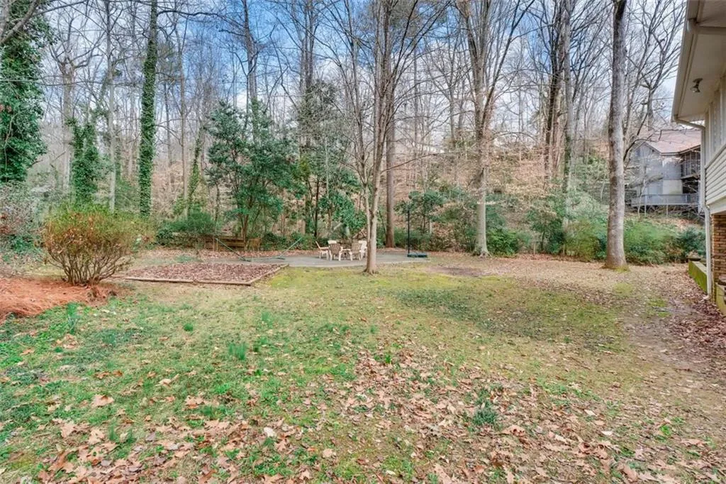 500 Forest Valley Road, Atlanta, Georgia 30342, 5 Bedrooms Bedrooms, ,3 BathroomsBathrooms,Residential,Sold,500 Forest Valley Road,5968788